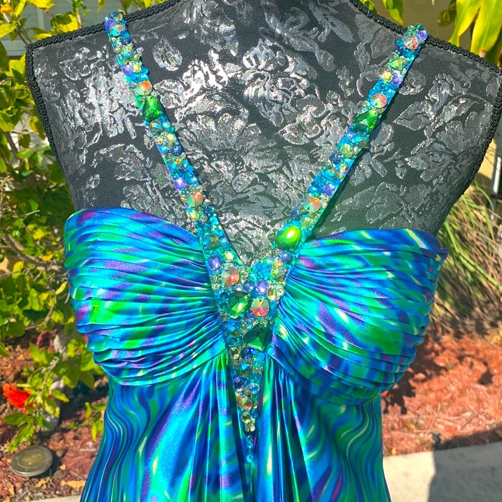 Stunning colorful whimsical gem gown by La Femme size 6 - Picture 2 of 6